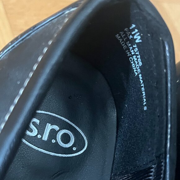 New S.R.O. Heels - Picture 3 of 3